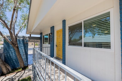 323 S Pioneer, Mesa, AZ 85204 - photo 2