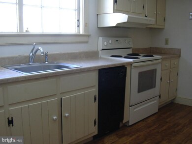 unlisted-address, Castleton, VA 22716 - photo 4