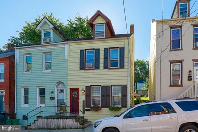 652 Poplar St, Lancaster, PA 17603 - photo 2