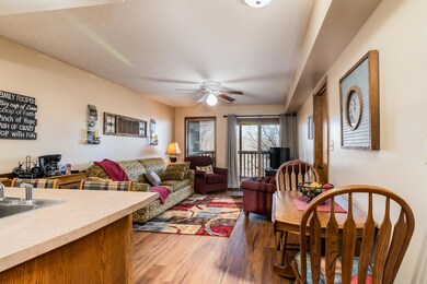 Cozy condo perfect for anyone