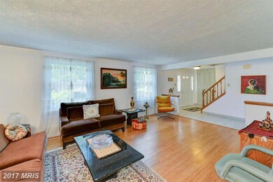 20361 Watkins Meadow Dr, Germantown, MD 20876 - photo 6