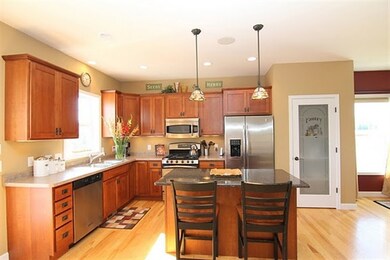 2860 Big Bluestem Pkwy, Fitchburg, WI 53711 - photo 6