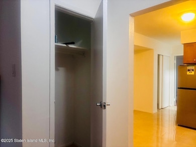 134 Woodbine Ave unit 2, Staten Island, NY 10314 - photo 5