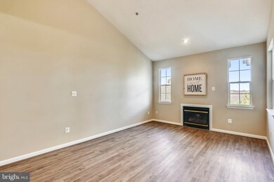12701 Found Stone Rd unit 303, Germantown, MD 20876 - photo 4