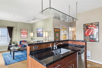 Dwell Roosevelt unit A410, Seattle, WA 98115 - photo 7