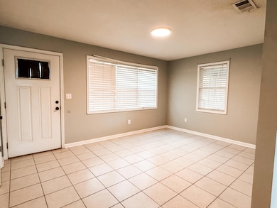 1417 Cr 194, Blue Springs, MS 38828 - photo 4