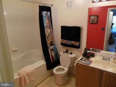 15604 Everglade Ln unit 202, Bowie, MD 20716 - photo 3