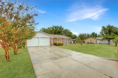 3049 Valley Forge Trail, Forest Hill, TX 76140 - photo 2