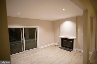 6317 Early Glow Ct, Columbia, MD 21045 - photo 4