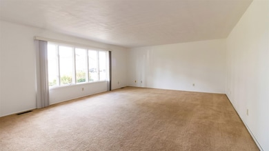 1947 N Tree St, Parker City, IN 47368 - photo 4