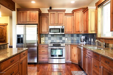 1102 Springer View Drive-007-013-1102Spr