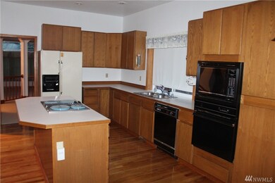 5618 75th Avenue Ct W, University Place, WA 98467 - photo 6