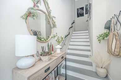 1234 Gatch - Entrance Foyer