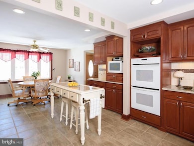 201 Rushley Way, Media, PA 19063 - photo 6