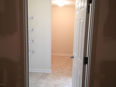 2304 Pantery Laundry Room