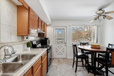 17102 Magnolia Dr, Hazel Crest, IL 60429 - photo 7