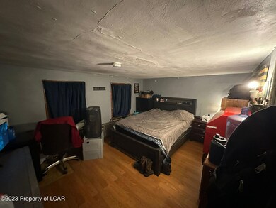 772 N. LOCUST BDRM. VIEW