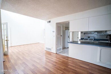 1536 Common Dr unit A, El Paso, TX 79936 - photo 5