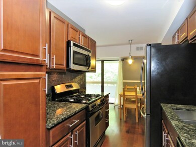 2309 Freetown Ct unit 21C, Reston, VA 20191 - photo 6