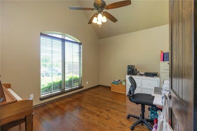 2713 SE 7th St, Moore, OK 73160 - photo 7