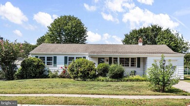 332 E Roosevelt Ave, New Castle, DE 19720 - photo 2