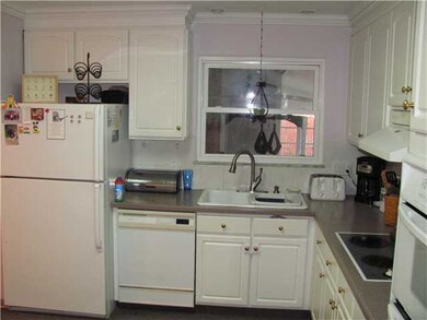 1327 Saling Dr, Columbus, OH 43229 - photo 4