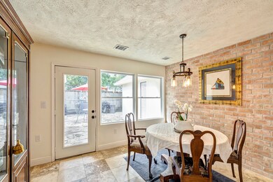 7903 Hilshire Green Dr, Houston, TX 77055 - photo 5