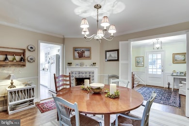 11101 Waycroft Way, Rockville, MD 20852 - photo 3