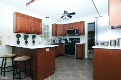 2109 Foxfield Cir, Frederick, MD 21702 - photo 7