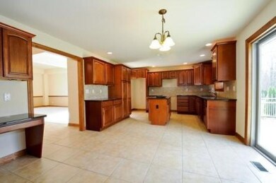 9222 Lane St, Merrillville, IN 46410 - photo 6