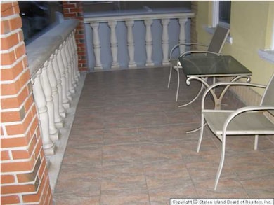 182 Mcclean Ave, Staten Island, NY 10305 - photo 6