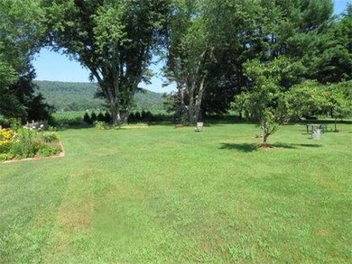 186 Plain Rd, Greenfield, MA 01301 - photo 4