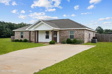127 NE Trevor Ln, Lucedale, MS 39452 - photo 2
