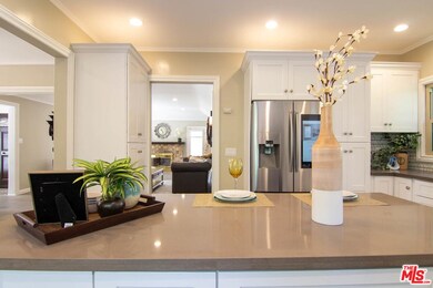 2139 Wellington Rd, Los Angeles, CA 90016 - photo 7