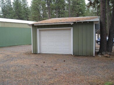 unlisted-address, Bend, OR 97702 - photo 5