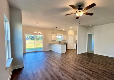 109 Burberry Cir, Greenwood, SC 29646 - photo 5