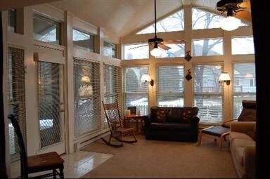 519 Cloverleaf Ct, Naperville, IL 60565 - photo 4