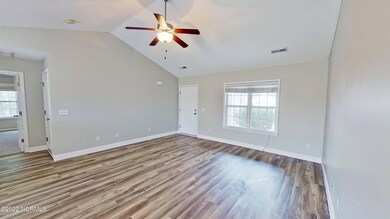 03 - Belvadere Dr - LR