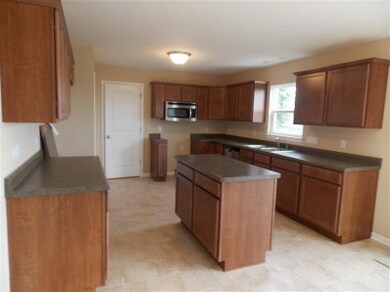 13984 Empress Ln unit L133, Dyer, IN 46311 - photo 2