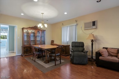 515 Richford Terrace unit 24, Linden, NJ 07036 - photo 4