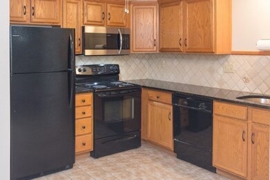 89 Berrington Rd, Leominster, MA 01453 - photo 2