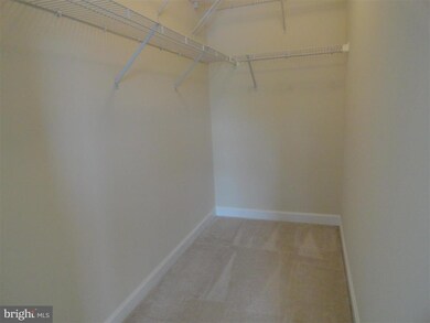 42432 Hollyhock Terrace unit 202, Ashburn, VA 20148 - photo 4