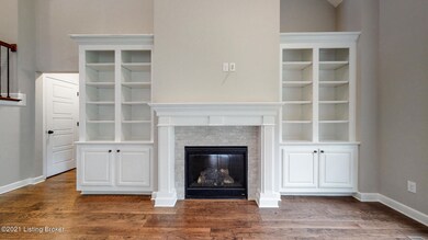 17300 Shakes Creek Dr Fisherville KY 400