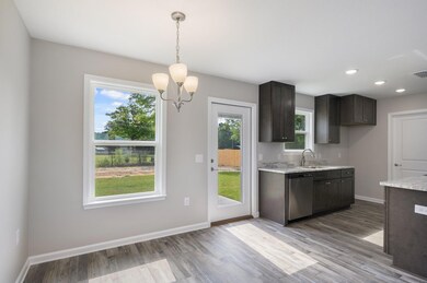 6029 Colton Blaine Ct, Crestview, FL 32539 - photo 6