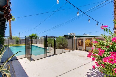 3702 E Laurel Ln, Phoenix, AZ 85028 - photo 6