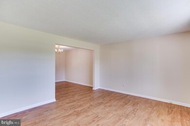 12725 Hillmeade Station Dr, Bowie, MD 20720 - photo 4