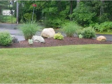 13 Wall St, Middleboro, MA 02346 - photo 3