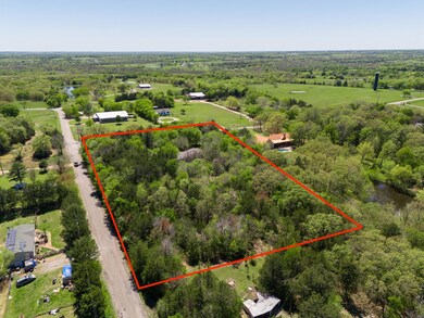 6057 Dripping Springs Rd, Denison, TX 75021 - photo 2