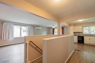 213 Forest Ave N, Fargo, ND 58102 - photo 3