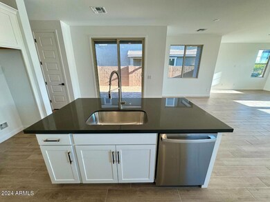 005 kitchen